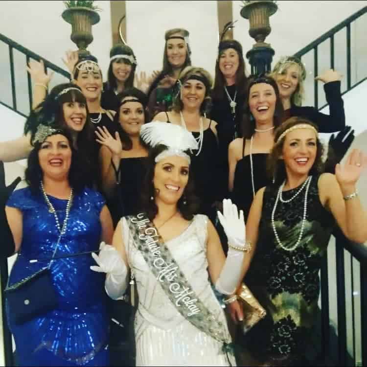 Fun 1920s themed hen party dance class