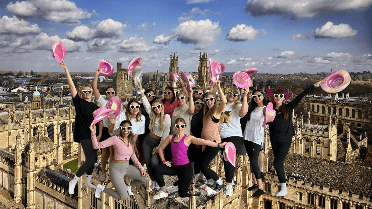 A fun-filled hen party dance class in Oxford, perfect for celebrating with friends. This Oxford hen party dance class offers a fantastic way to enjoy an energetic and unforgettable hen do. Ideal for dance hen parties in Oxford looking for an exciting experience!