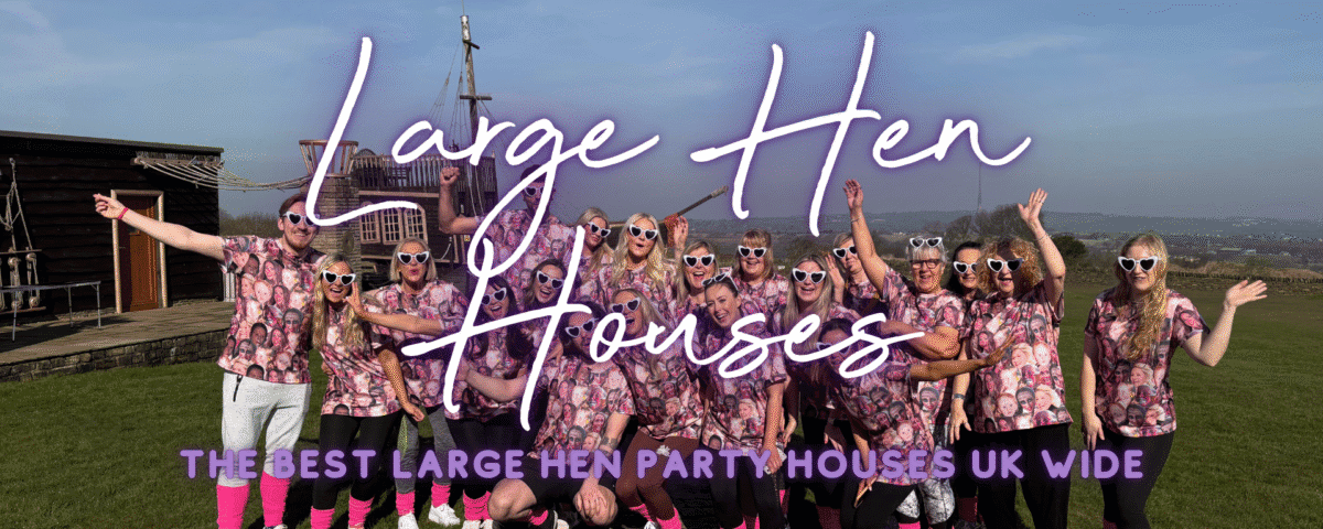 Large hen party houses UK: big hen group at their massive garden at a hen do house