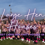Large hen party houses UK: big hen group at their massive garden at a hen do house